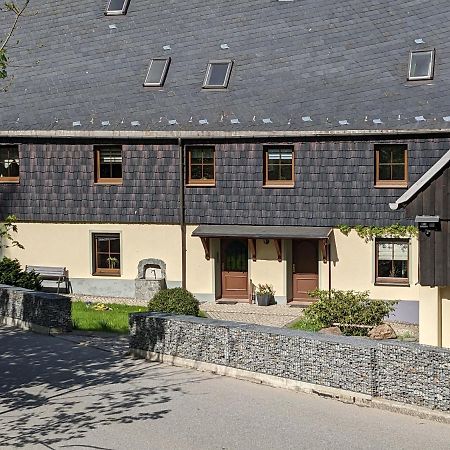 Ferienwohnungen Schoenherr シュレッタウ エクステリア 写真