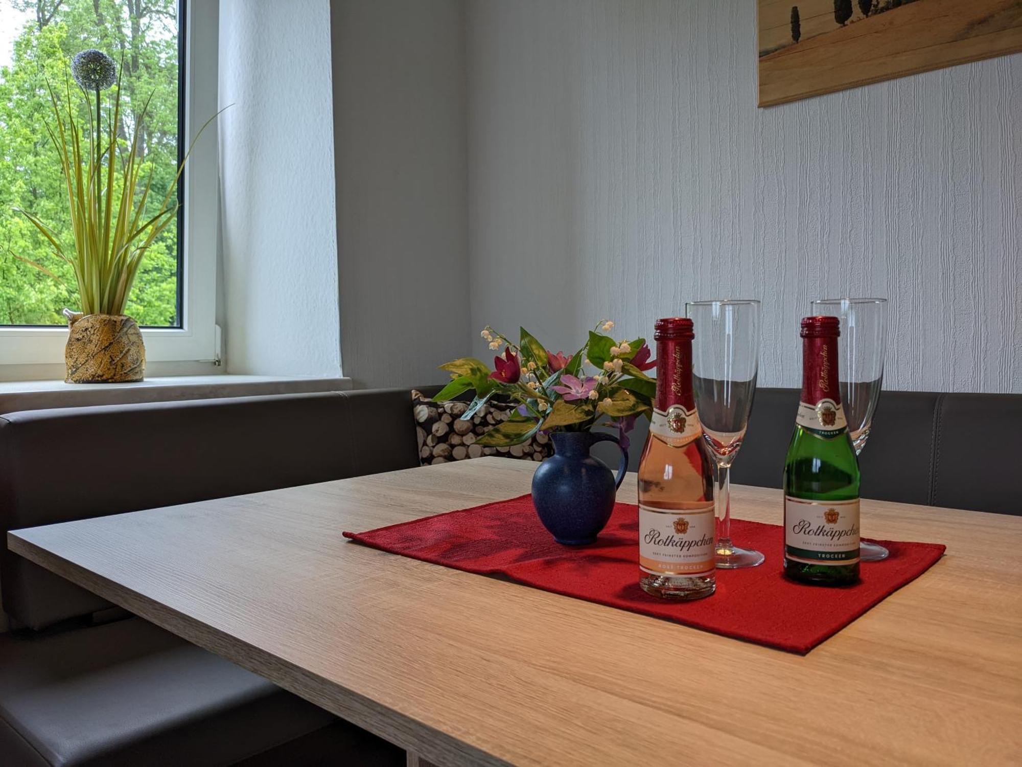Ferienwohnungen Schoenherr シュレッタウ エクステリア 写真